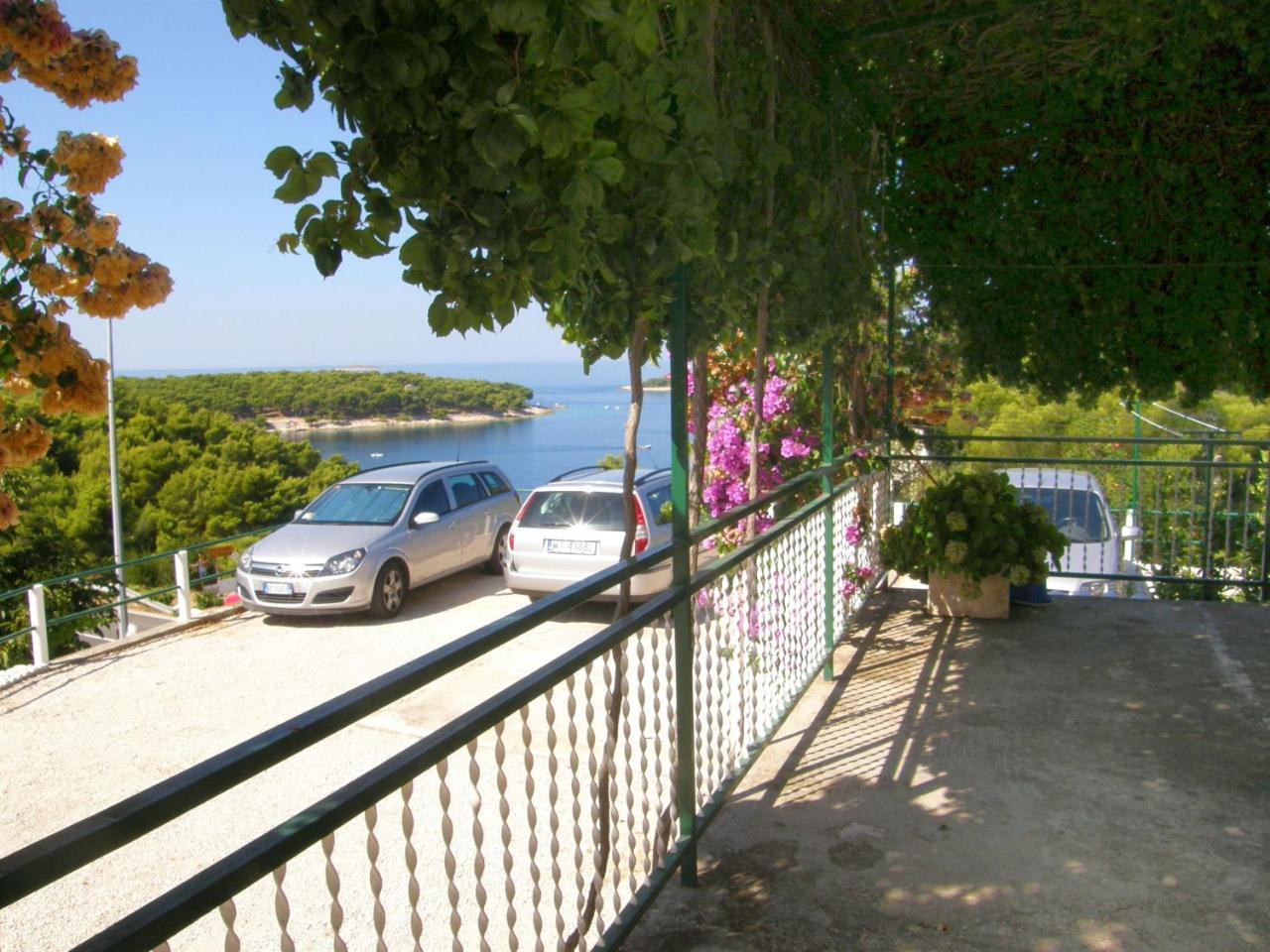 Apartment Dijo I Primosten Exterior photo